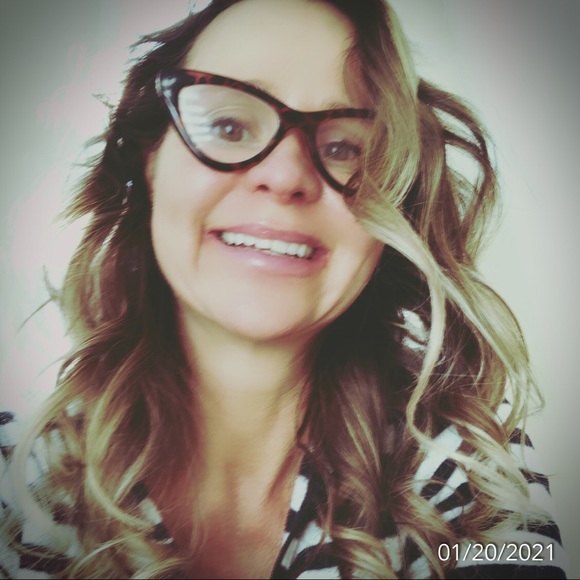 Meet your Posher, Cj - Picture 3 of 3